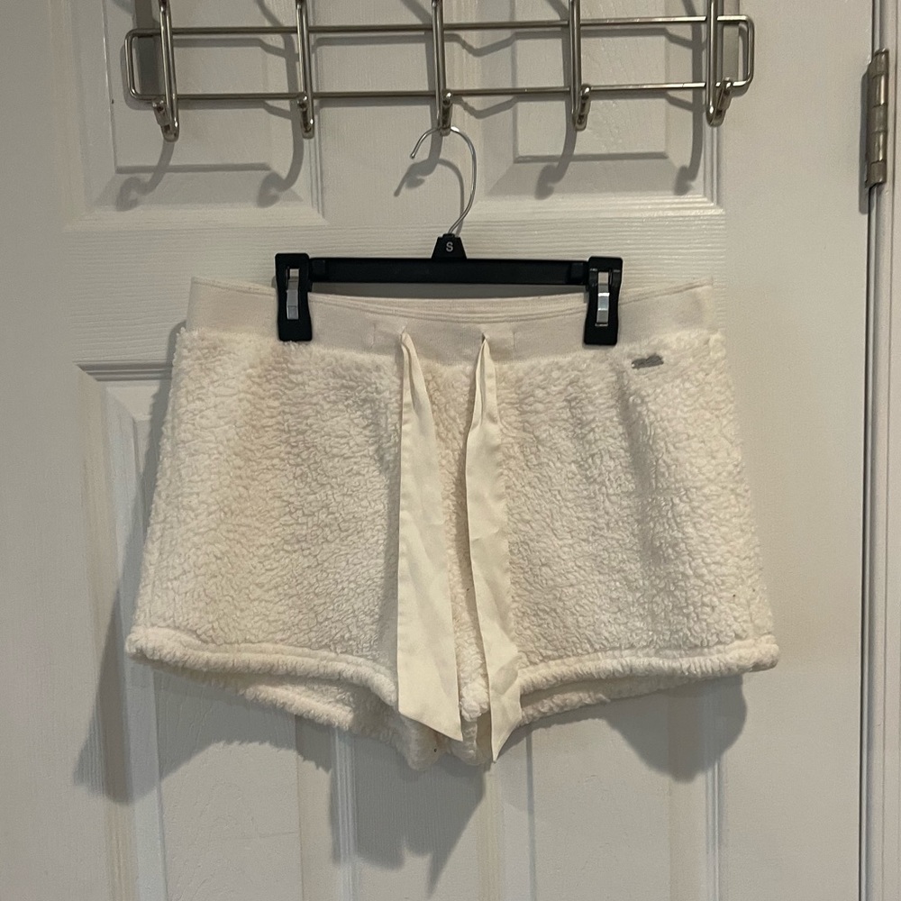 gilly hicks sherpa lounge shorts